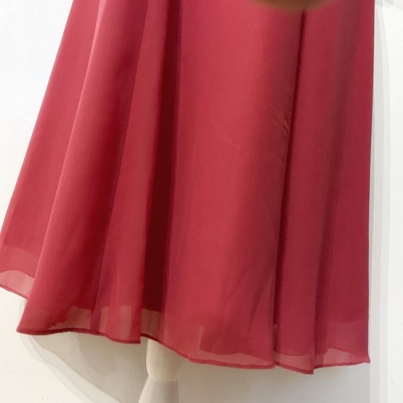 JJs House Elegant Midi Dress in Raspberry Pink - Picture 10 of 14